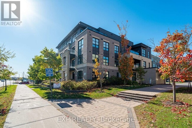 Photo du bâtiment - 200 Glenroy Gilbert Dr