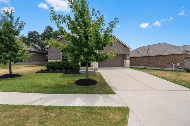 Building Photo - 2428 Lyla Ln