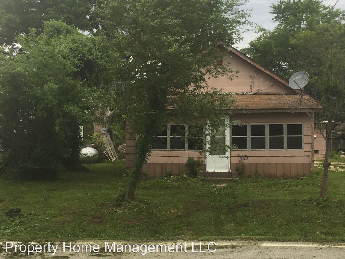 Primary Photo - 2 br, 1 bath House - 37494 Grapevine Trail