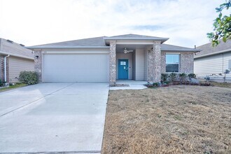 Building Photo - 111 Groves Ln