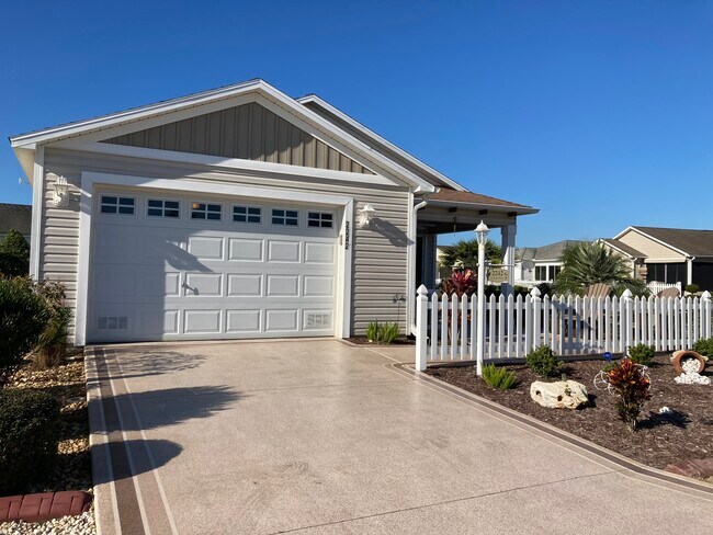 Building Photo - 2242 Hanover Ter