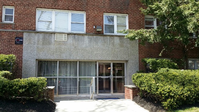 Building Photo - North Salem Terrace