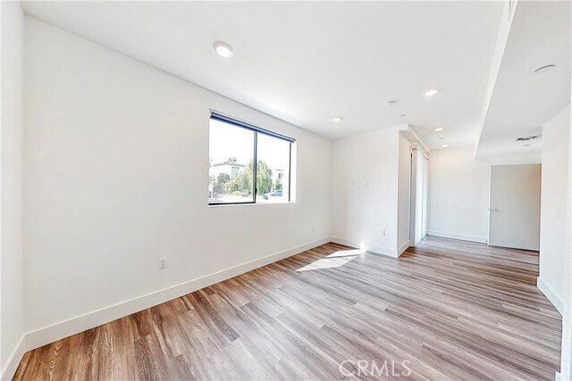 Foto del edificio - 1482 S Sherbourne Dr
