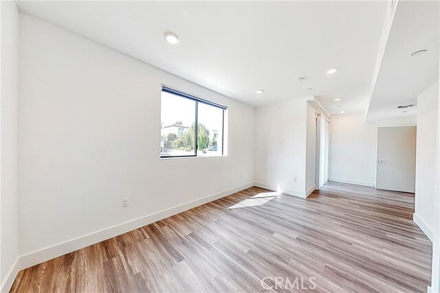 Building Photo - 1482 S Sherbourne Dr