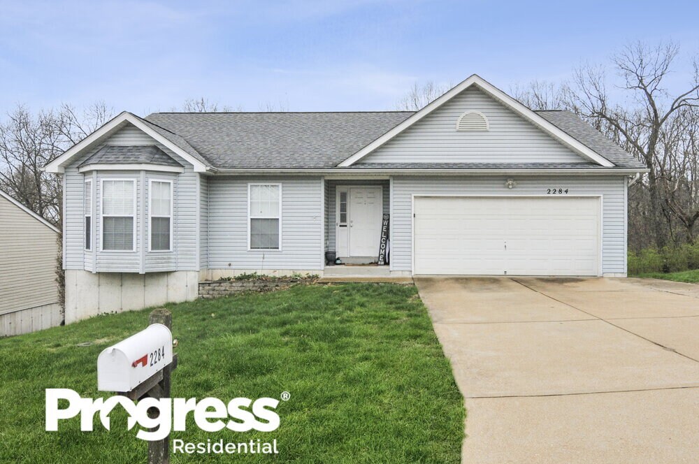 2284 Parkton Way, Barnhart, MO 63012 House for Rent in Barnhart, MO