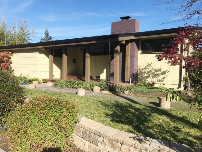 Foto del edificio - 612 Bobelaine Dr