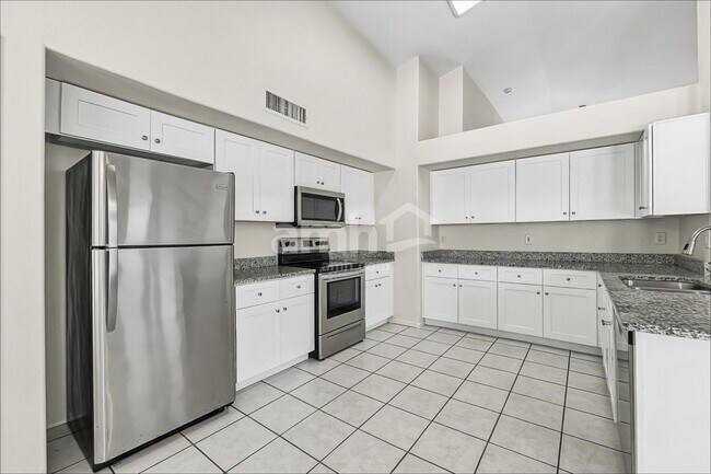 Foto del edificio - 12554 W Holly St