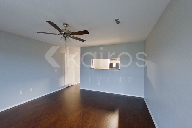 Photo - 5006 Thomas St Townhome