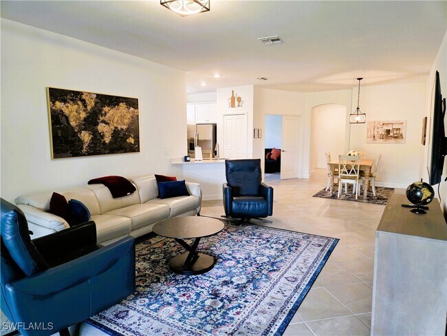Foto del edificio - 20683 Hazelnut Ct