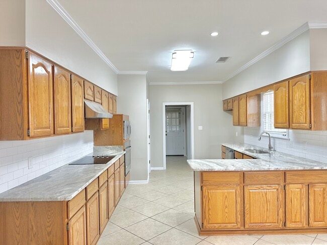 Building Photo - 3046 Dee Ann Dr