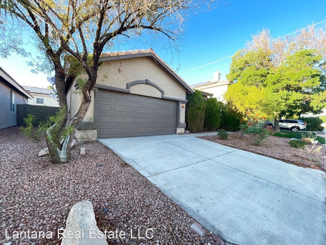 Primary Photo - 3 br, 2 bath House - 1406 Red Sunset Ave.