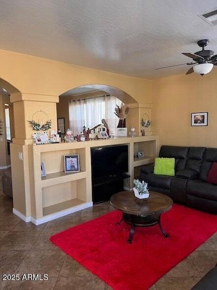 Foto del edificio - 14874 W Columbine Dr