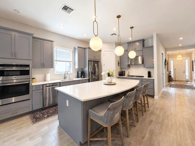 Building Photo - 8174 Lucello Ter S