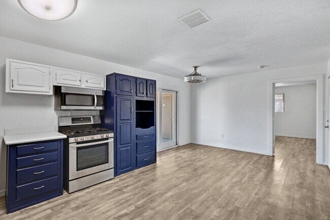 Foto del edificio - 5 Bedroom House Located in Tempe!