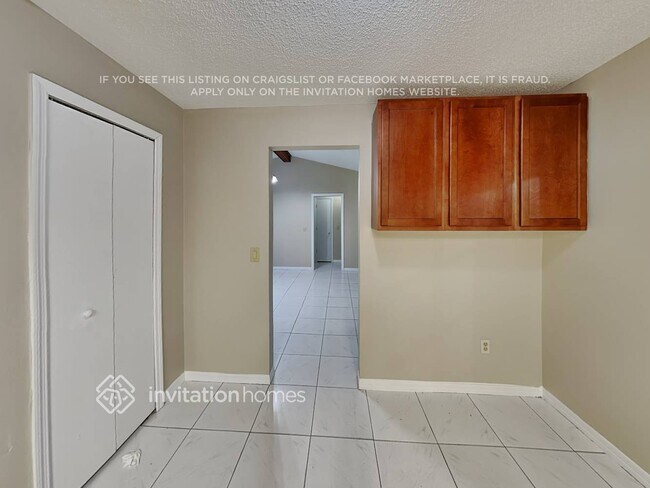 Foto del edificio - 2117 E Parkton Dr