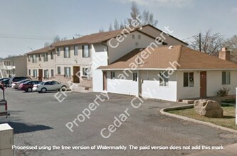 Building Photo - 467 N 300 W