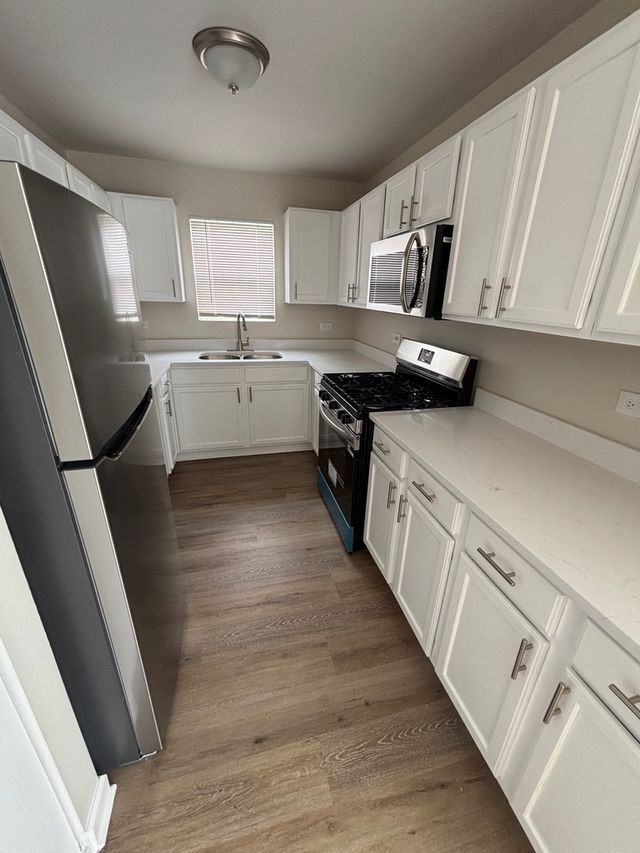 Foto del edificio - 5312 Riviera Blvd