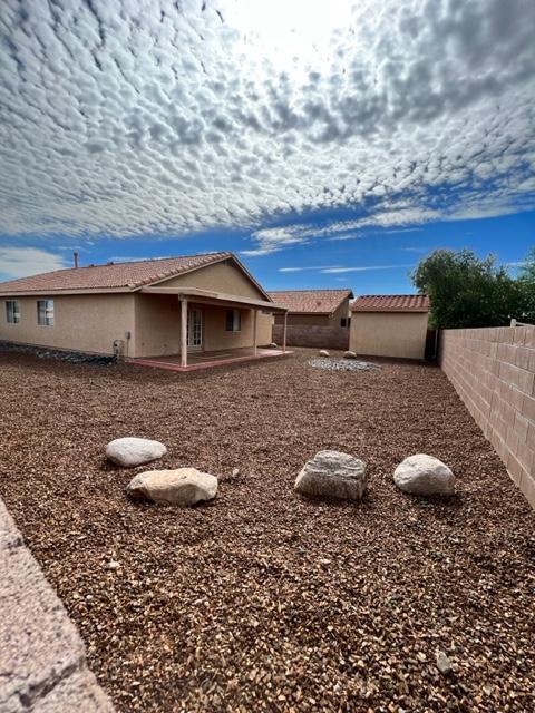 Foto del edificio - For Rent