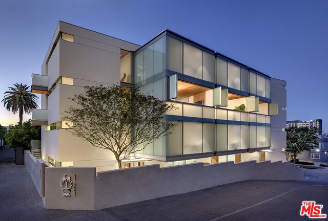 Building Photo - 1255 Edris Dr