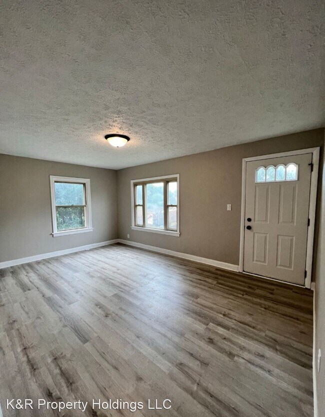 Foto del edificio - 3 br, 1 bath House - 2818 Coventry Blvd NE