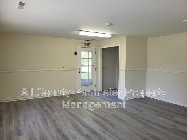 Building Photo - 7410 Union Grove Rd