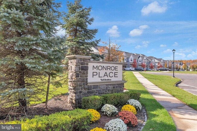 Building Photo - 29 Beachwood Dr