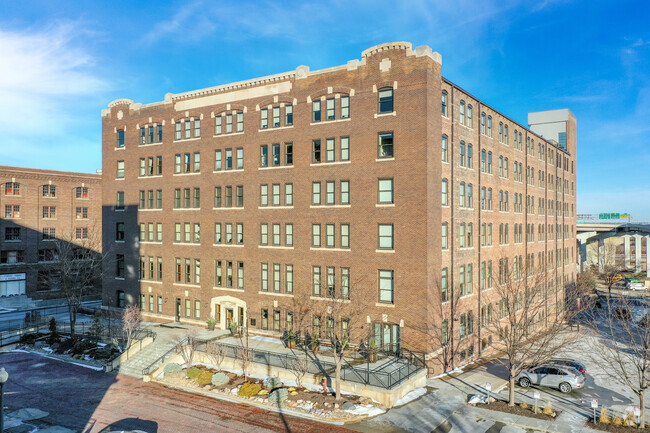 Building Photo - Beebe & Runyan