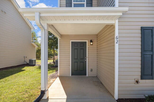 Foto del edificio - Offering 2 and 3 bedroom options. See desc...