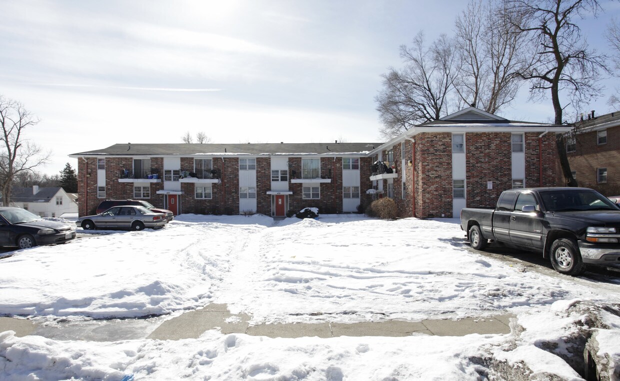 4710-4729 Erskine St - 4719-4729 Erskine St