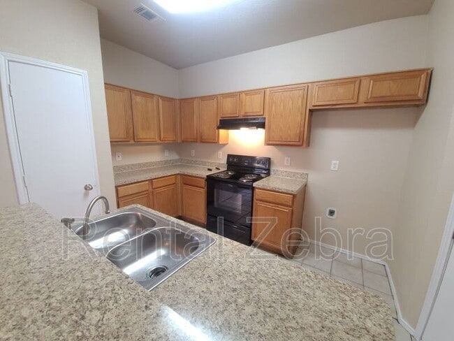 Building Photo - 787 Catalina Dr