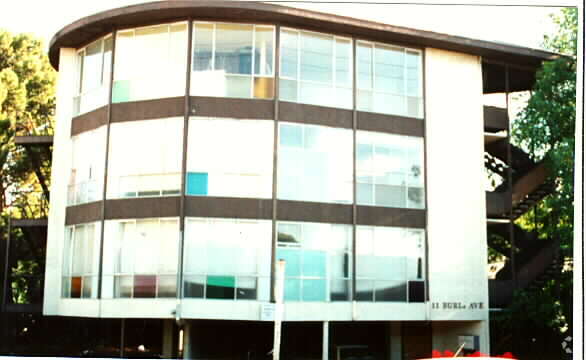 Building Photo - 11 Burlingame Ave