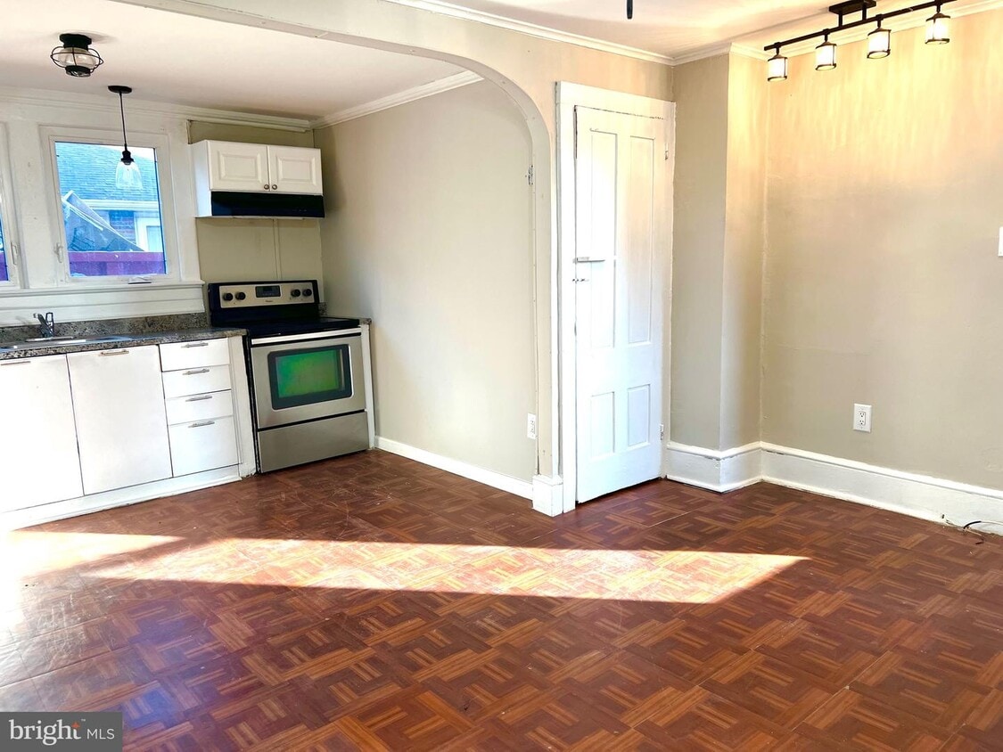 Primary Photo - 115 N 3rd St