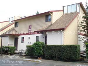 Primary Photo - 1828 Maple Ln