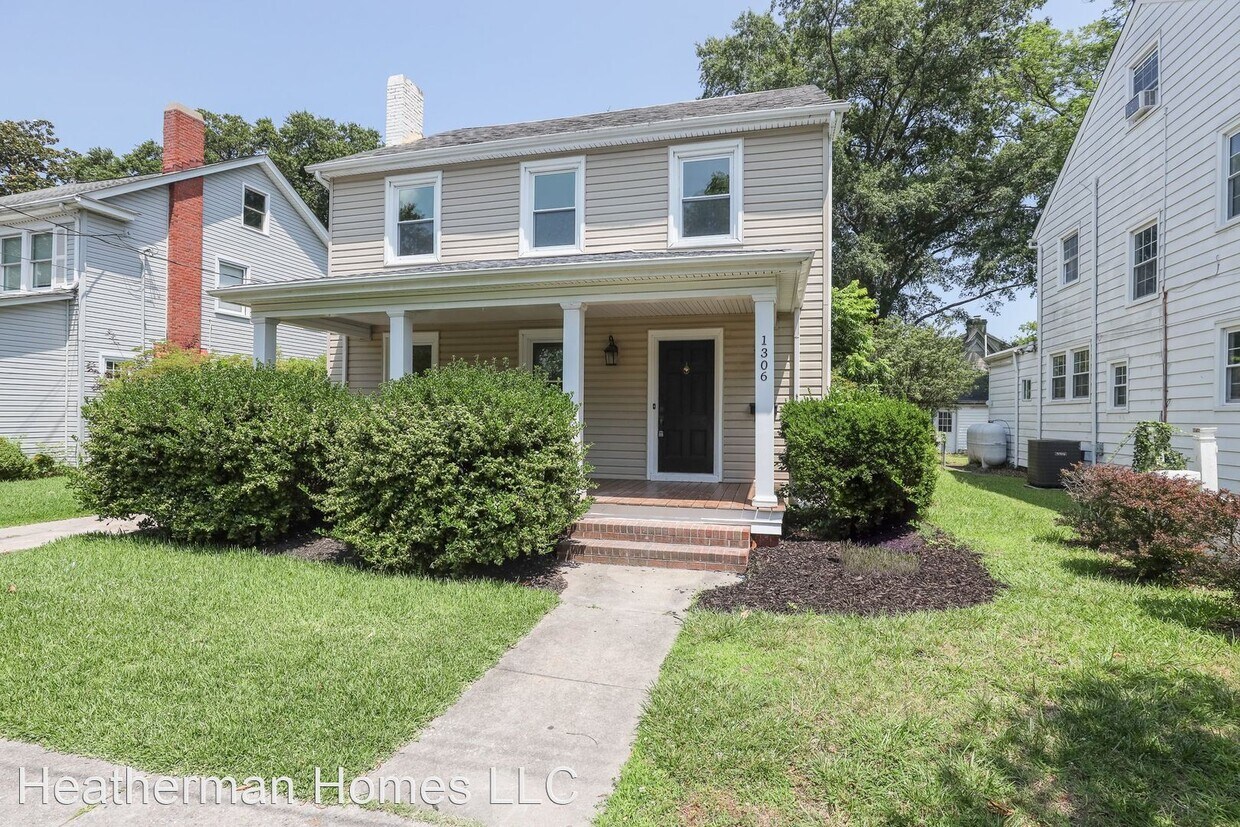 Foto principal - 5 br, 3.5 bath House - 1306 Monterey Avenue