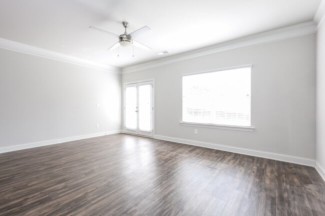 Foto del edificio - 243 Riley Cir