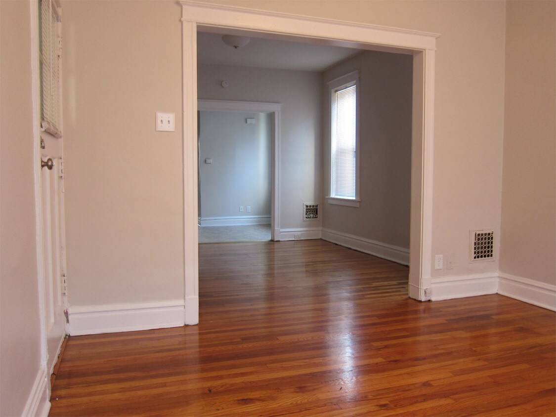 4158 McRee Ave Unit 2E, Saint Louis, MO 63110 Apartment for Rent in