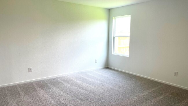 Building Photo - 18031 Valle Cupa Ln