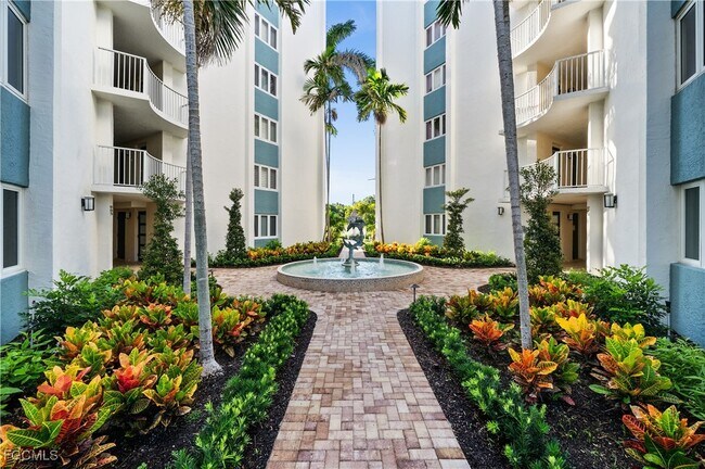 Building Photo - 1300 Gulf Shore Blvd N