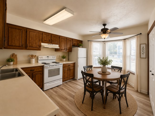 Building Photo - 1111 Palmerton Dr