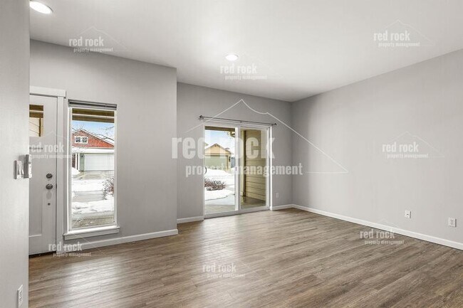 Foto del edificio - 1710 N Willamette Rd
