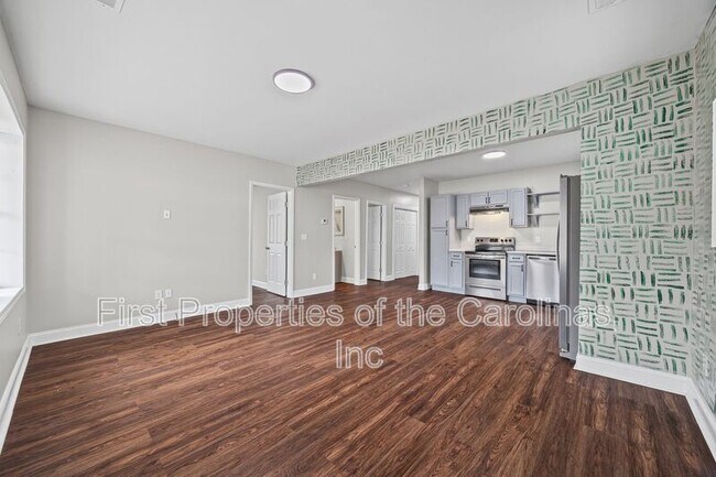 Foto del edificio - 1235 Bradford Heights Rd