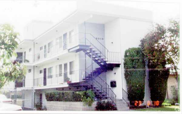 Primary Photo - 3252 Fay Ave