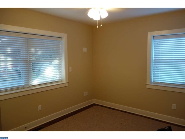 First bedroom - 721 Bethlehem Pike