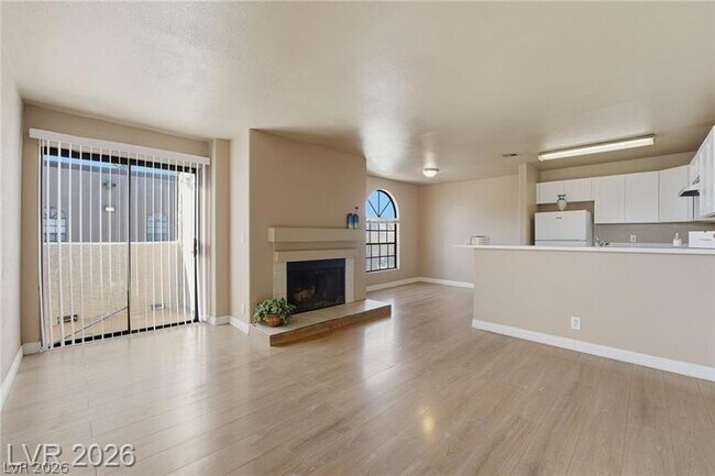 Foto del edificio - 2982 Juniper Hills Blvd