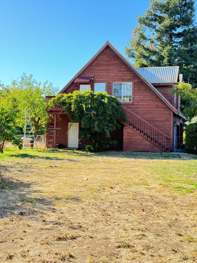 Building Photo - 3 bed /2 ba country house -S. Yuba City