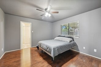 Building Photo - 2801 Dove Tree Dr