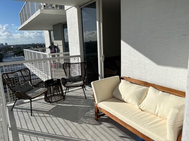 Foto del edificio - 900 SW 8th St