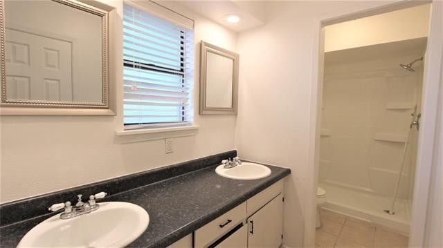 Foto del edificio - 1308B Coleman St