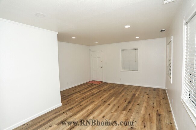 Foto del edificio - 3141 63rd St
