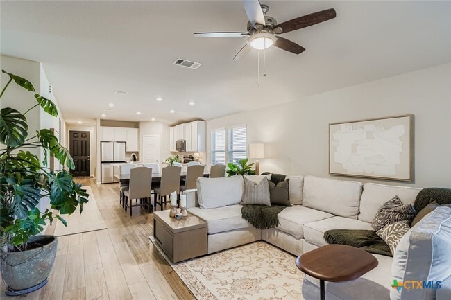 Building Photo - 3141 Charyn Wy